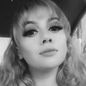 Meet your Posher, Marilyn